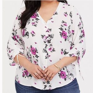 Torrid Skull Floral 3/4 Length Tie-Sleeve Blouse